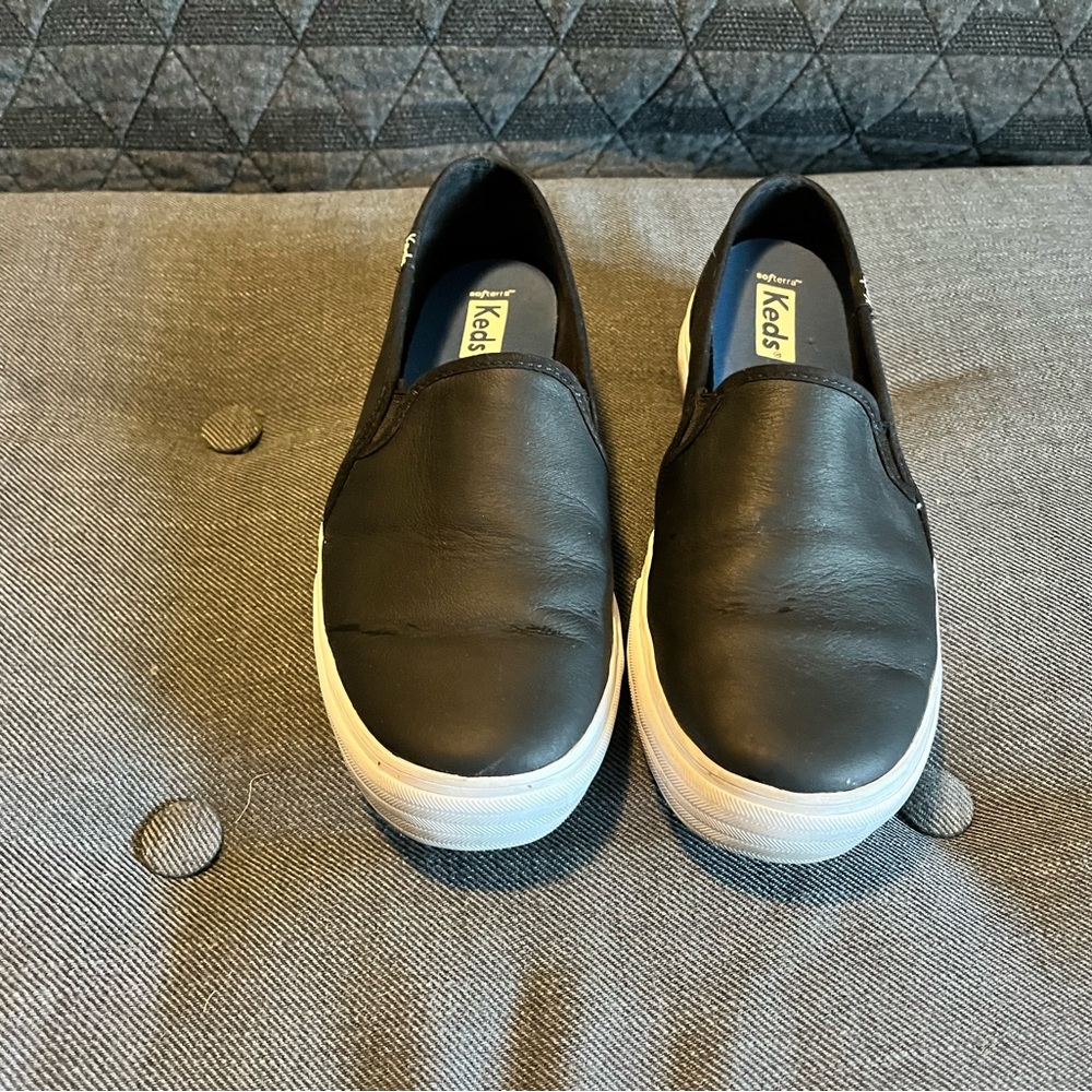 Keds leather pull ons
